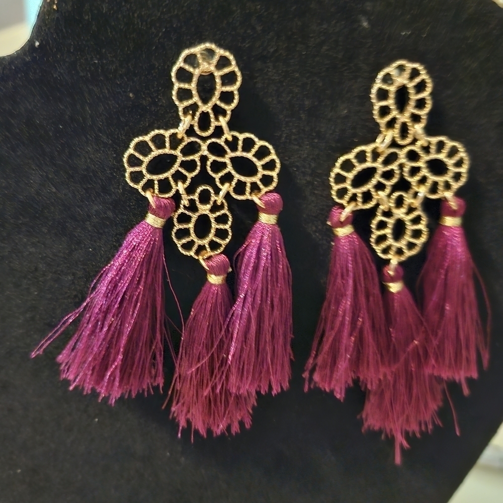 NWOT Lily pulitzer Orchid Nights cherry ganache  Earrings